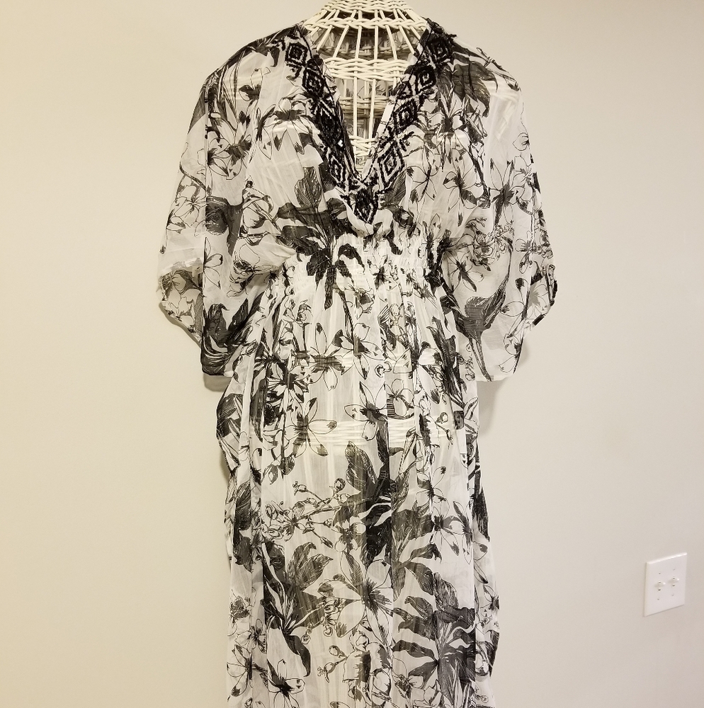 Sol & Mer Small Black Floral Cover Up